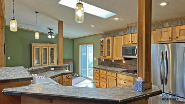 11676 INDIAN CANYON RD, EDGEMONT, SD 57735, photo 5 of 32